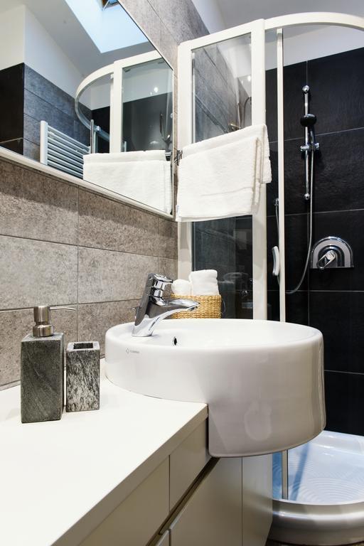 Lora Luxury House Daire Como Dış mekan fotoğraf